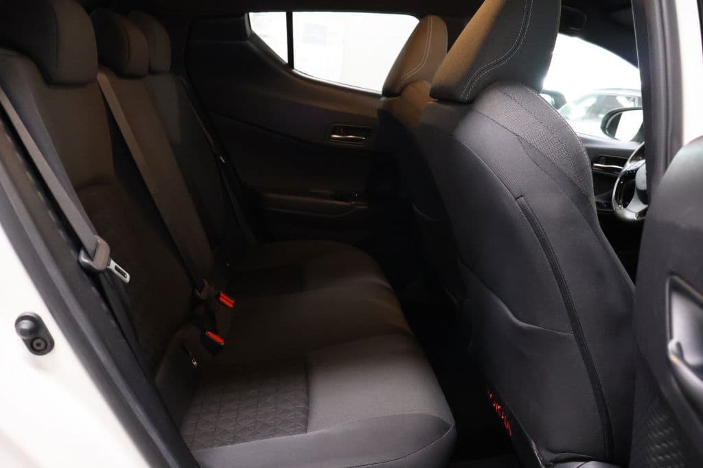 Toyota C-HR 1.8 Hybrid Dynamic thumbnail 13