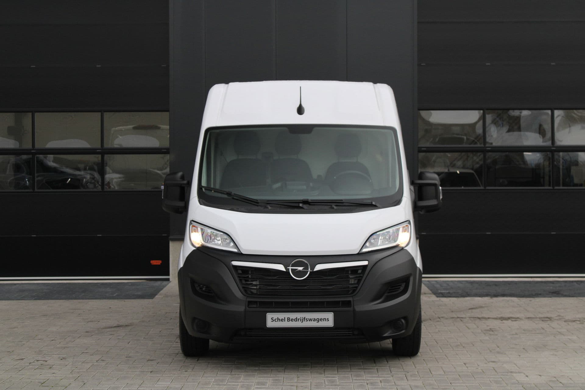 Opel Movano 33 2.2 CDTI 140pk L2H2 - Airco - Camera - Cruise - Blind Spot - 270 deuren - Rijklaar thumbnail 2