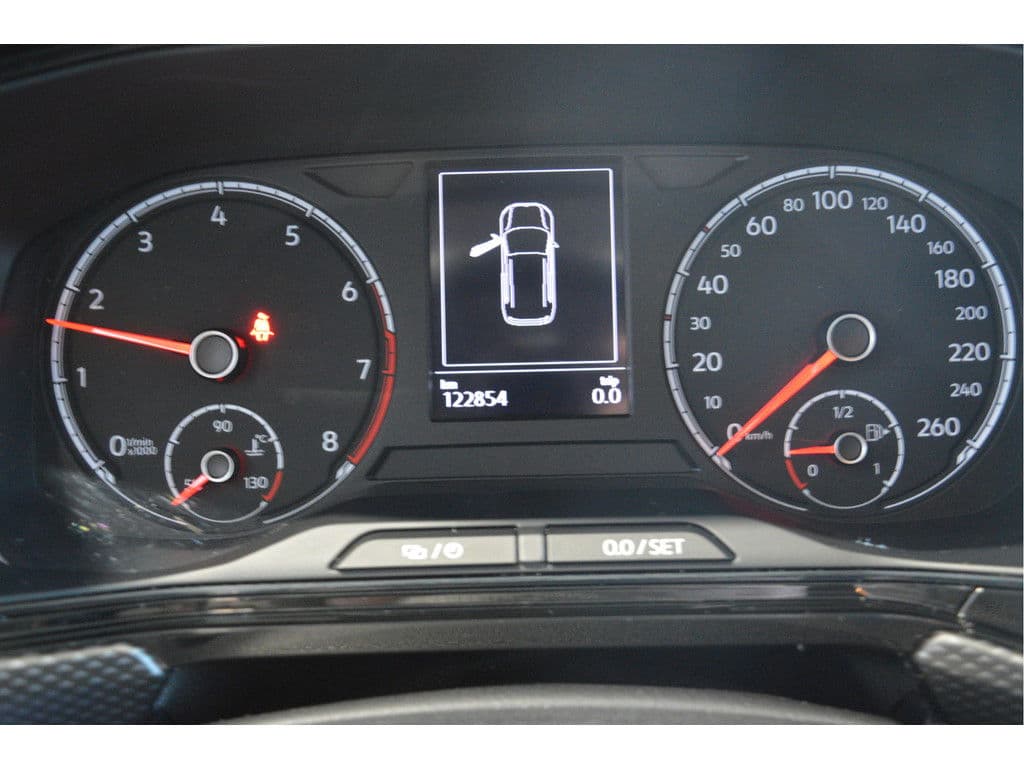 Volkswagen T-Cross 1.0 TSI Life navi clima cruise pdc trekhaak 17 inch !! thumbnail 18