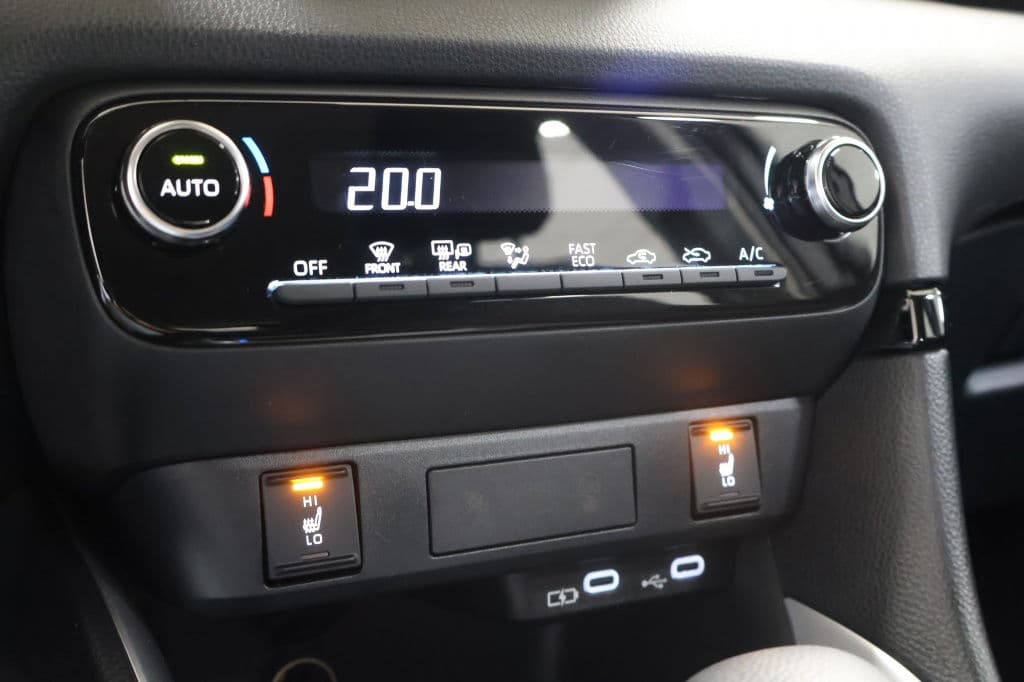 Mazda 2 Hybrid 1.5 Centre-line | LMV | Apple Car Play thumbnail 28