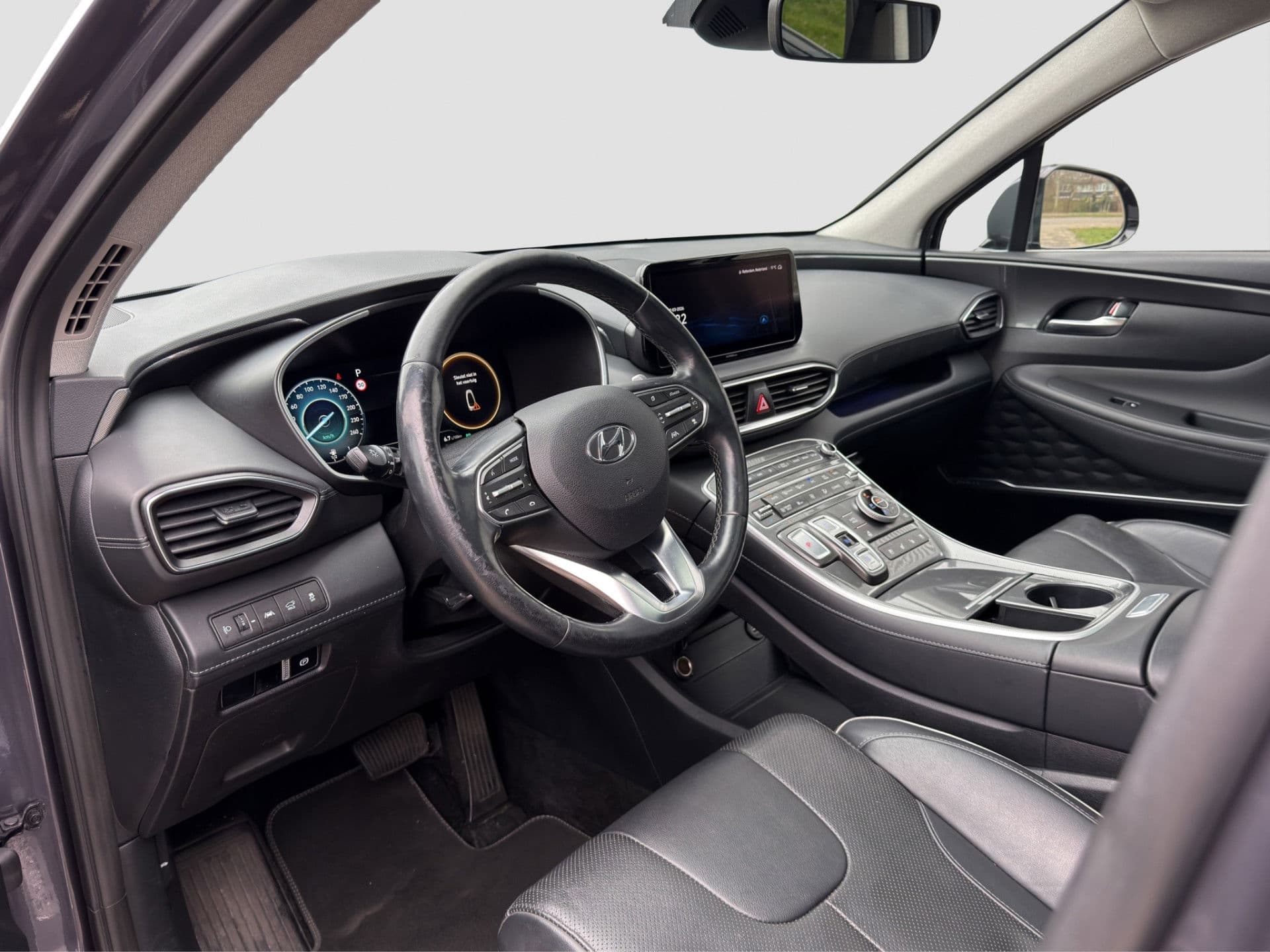 Hyundai Santa Fe 1.6 T-GDI HEV Premium Plus Sky 7p. | Pano | Stoelvent/verwarming | Adaptive | Memory | Krell | thumbnail 2