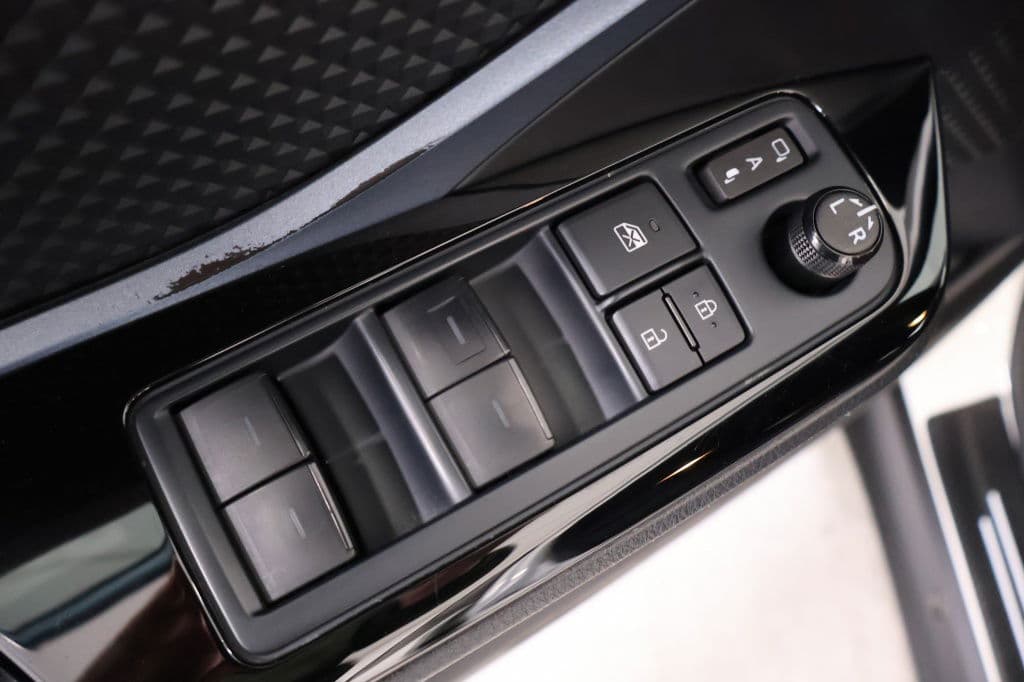 Toyota C-HR 1.8 Hybrid Dynamic thumbnail 15