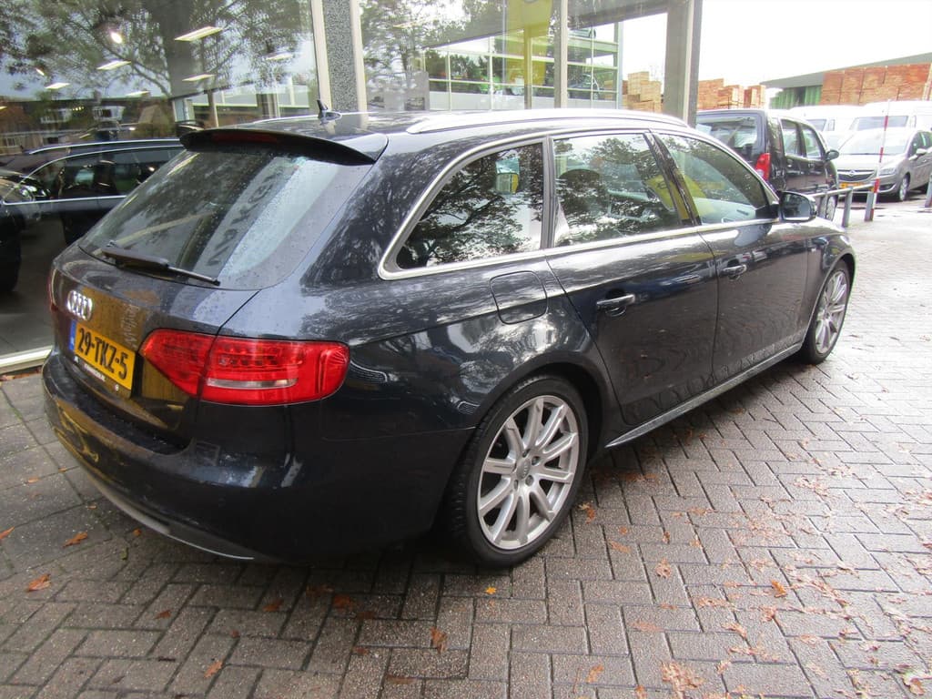 Audi A4 2.0 TDI S-LINE AVANT thumbnail 2