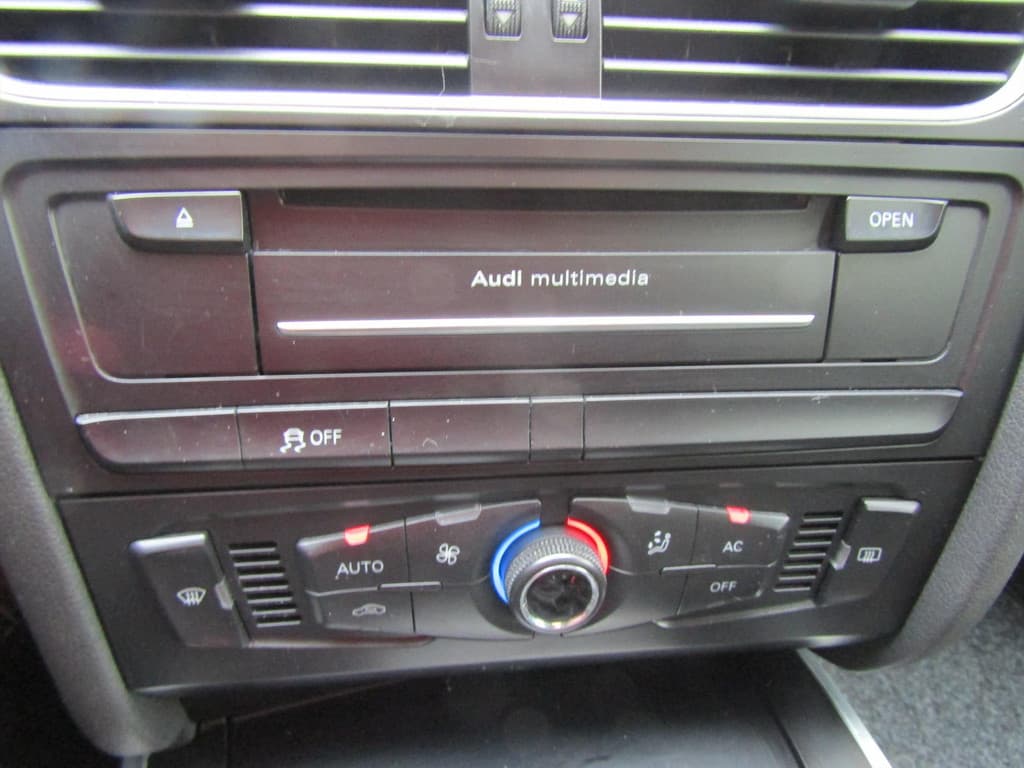 Audi A4 2.0 TDI S-LINE AVANT thumbnail 8