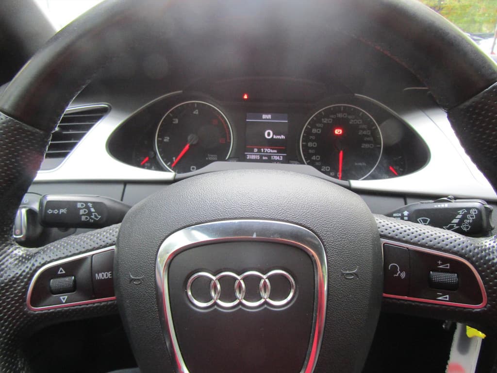 Audi A4 2.0 TDI S-LINE AVANT thumbnail 10