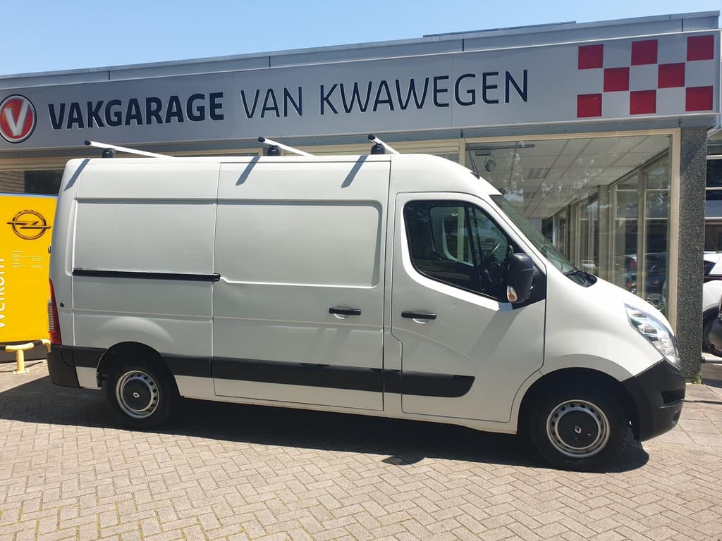 Renault Master 2.3 D AUTOMAAT NAVI AIRCO 45562 KM !! €12.900,- EX. BTW.