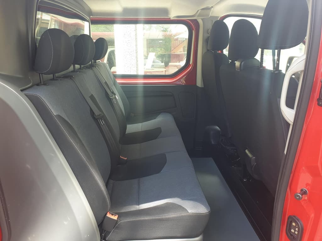 Opel Vivaro 1.6 CDTi DUBB. CAB. L2 145 PK AIRCO €12.900,- EX. BTW thumbnail 8