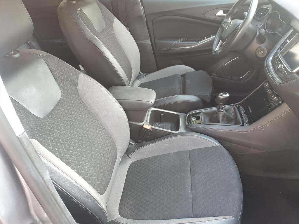 Opel Grandland X 1.2 TURBO ECC APPLE CAR PLAY BLUET. L.M. thumbnail 6