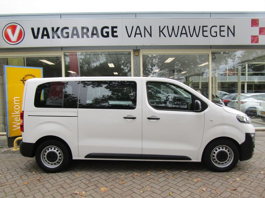 Opel Vivaro 9 PERS.BUS L2 AIRCO, CRUISE C. BLUET. €23.647,- EX BTW