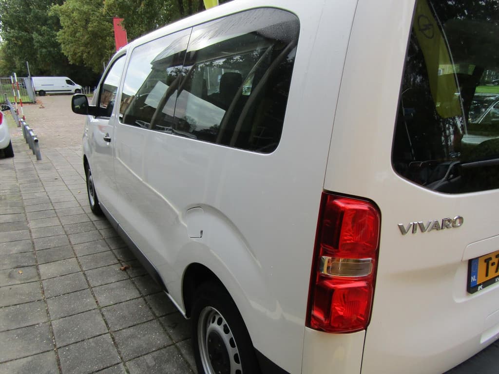 Opel Vivaro 9 PERS.BUS L2 AIRCO, CRUISE C. BLUET. €23.647,- EX BTW thumbnail 4