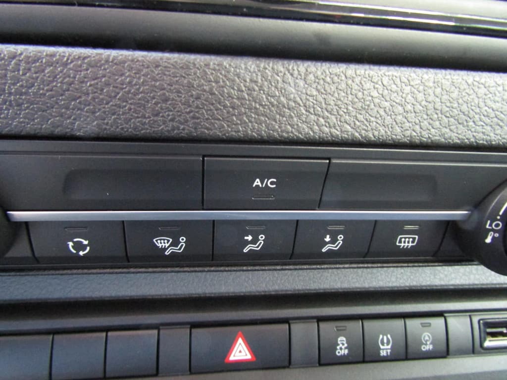 Opel Vivaro 9 PERS.BUS L2 AIRCO, CRUISE C. BLUET. €20.289,- EX BTW EX BPM thumbnail 17