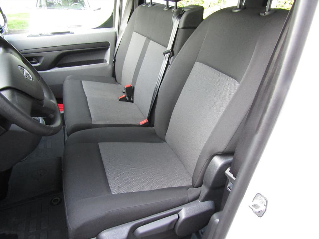 Opel Vivaro 9 PERS.BUS L2 AIRCO, CRUISE C. BLUET. €20.289,- EX BTW EX BPM thumbnail 7