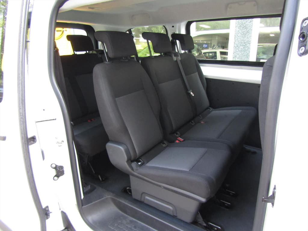 Opel Vivaro 9 PERS.BUS L2 AIRCO, CRUISE C. BLUET. €20.289,- EX BTW EX BPM thumbnail 9