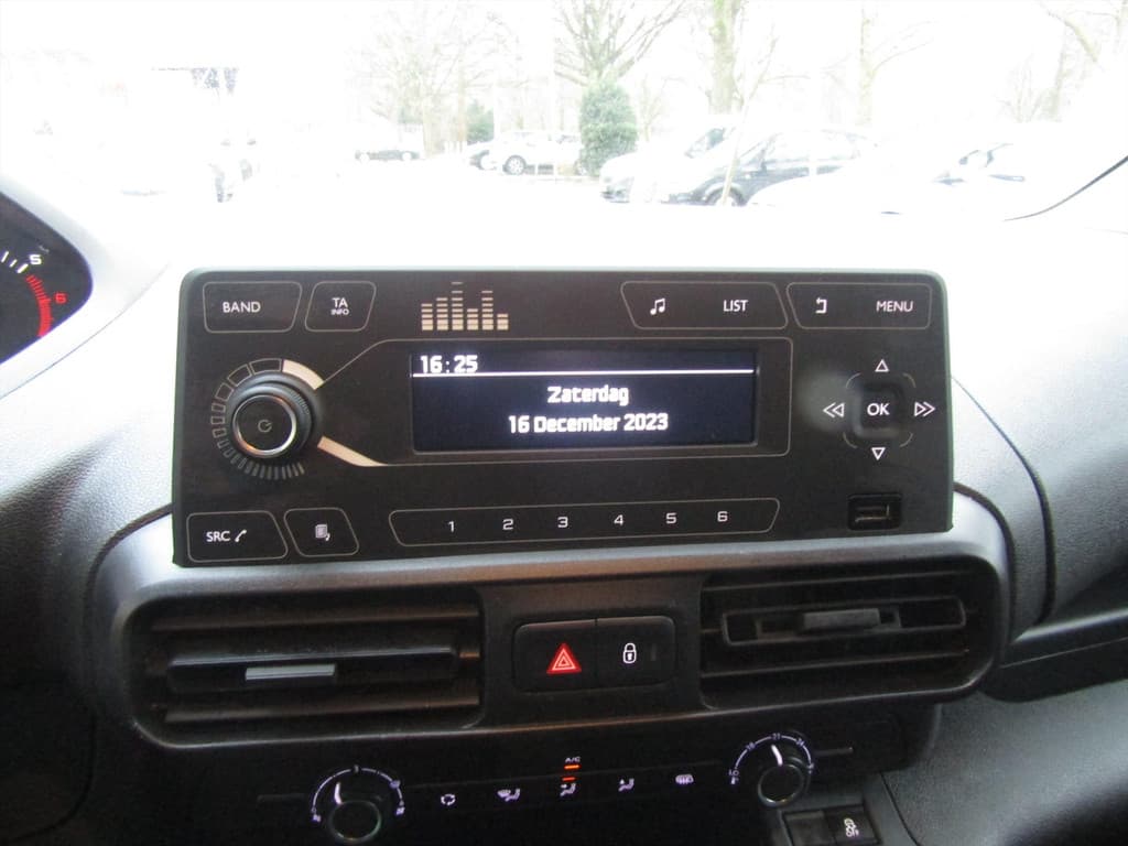 Peugeot Partner 1.6 DIESEL AIRCO ELEK RAMEN €9.900,- EX. BTW thumbnail 14