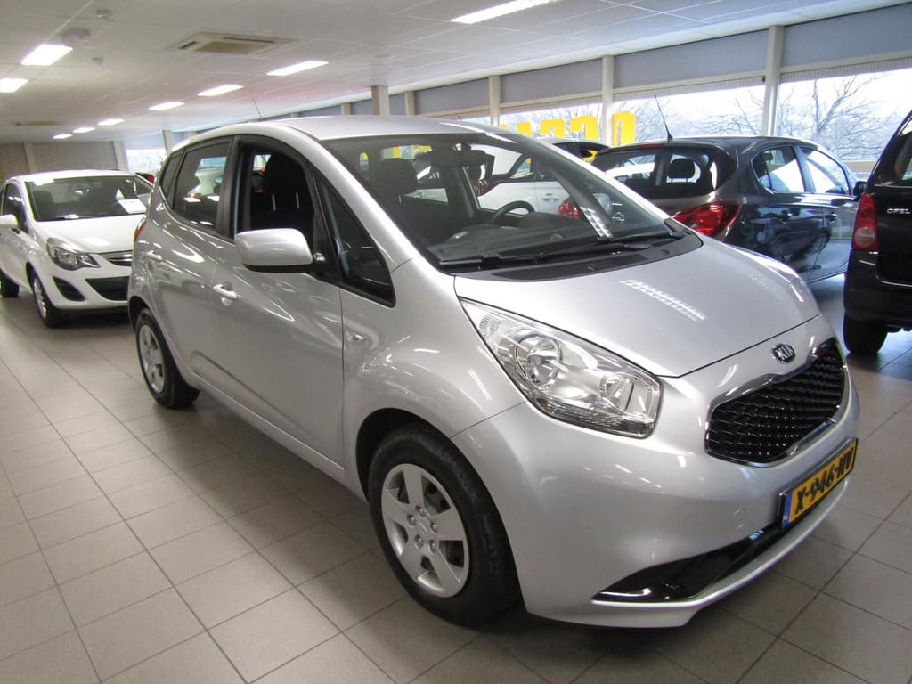 Kia Venga 1.4 MPi 90pk ComfortLine Airco thumbnail 3