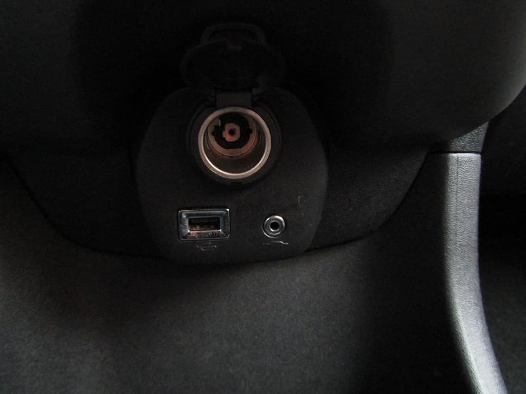 Peugeot 108 1.0 e-VTi 68pk 5D Blue Lease thumbnail 11