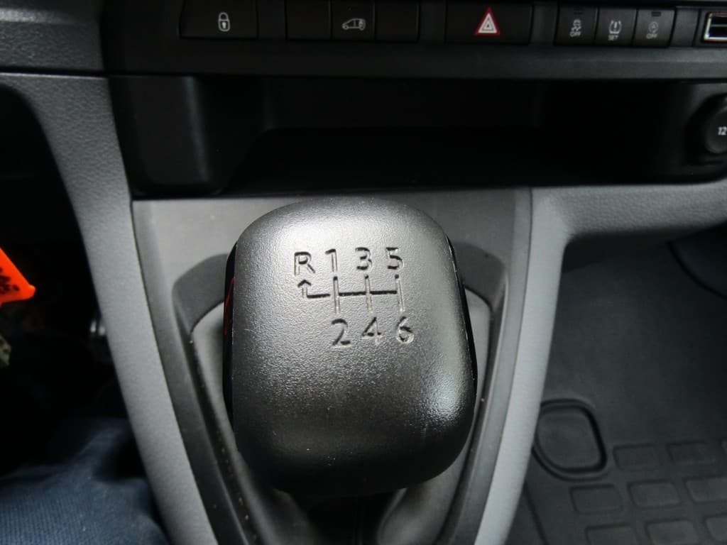 Opel Vivaro 9 PERS.BUS L2 AIRCO, CRUISE C. BLUET. 16 X thumbnail 15