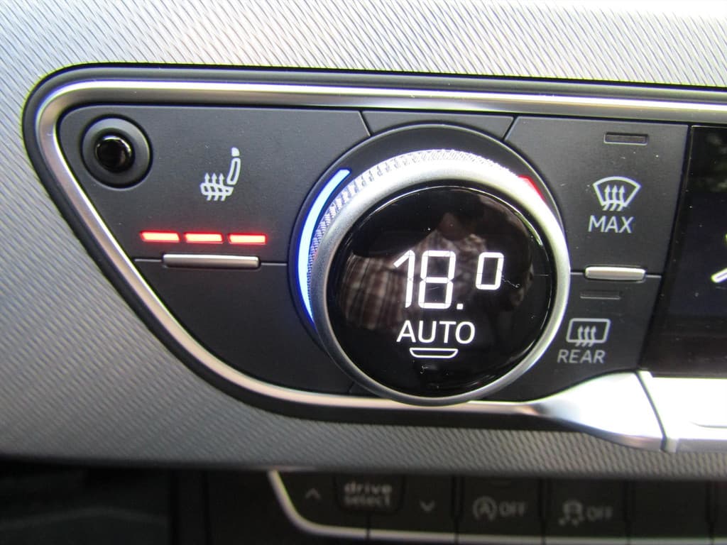 Audi A4 Avant 2.0 TFSI 191 PK AUTOM. NAVI BLUET. ECC thumbnail 21