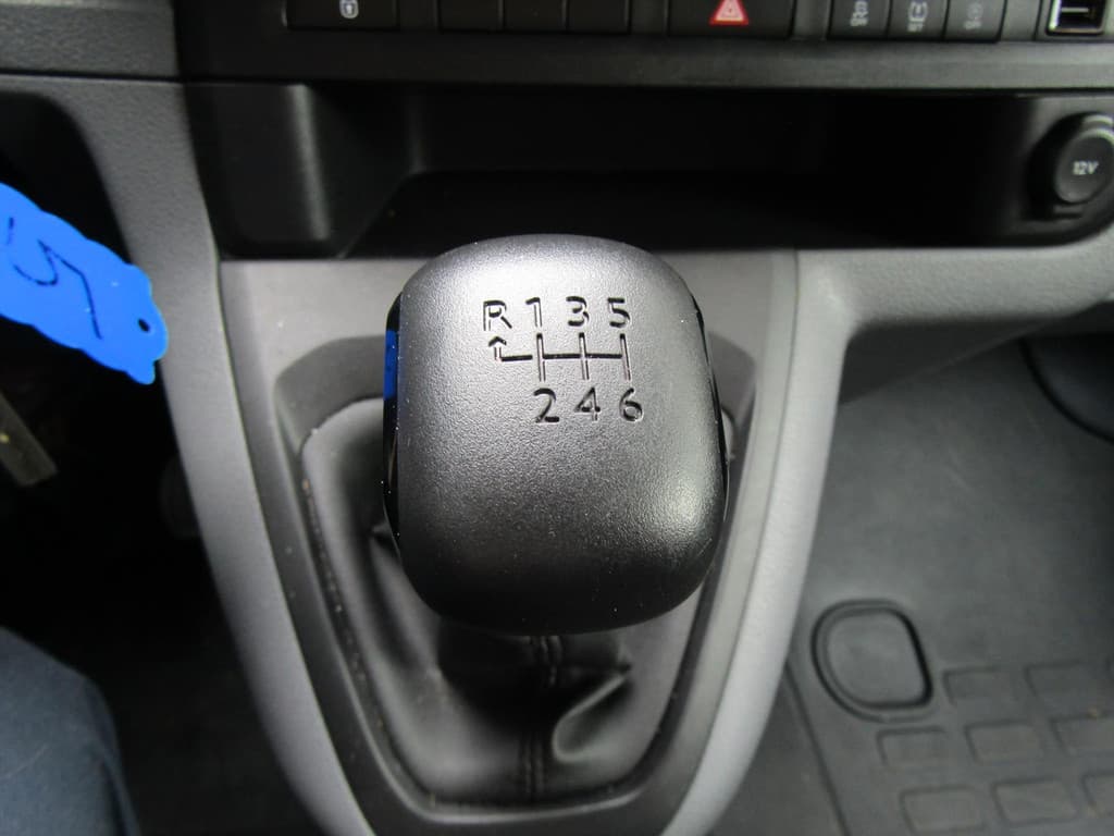 Opel Vivaro 9 PERS.BUS L2 AIRCO, CRUISE C. BLUET. 16 X thumbnail 16