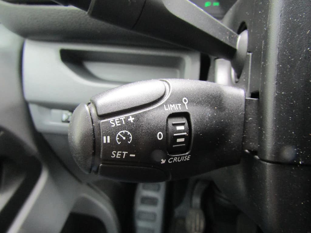 Opel Vivaro 9 PERS.BUS L2 AIRCO, CRUISE C. BLUET. 16 X thumbnail 17