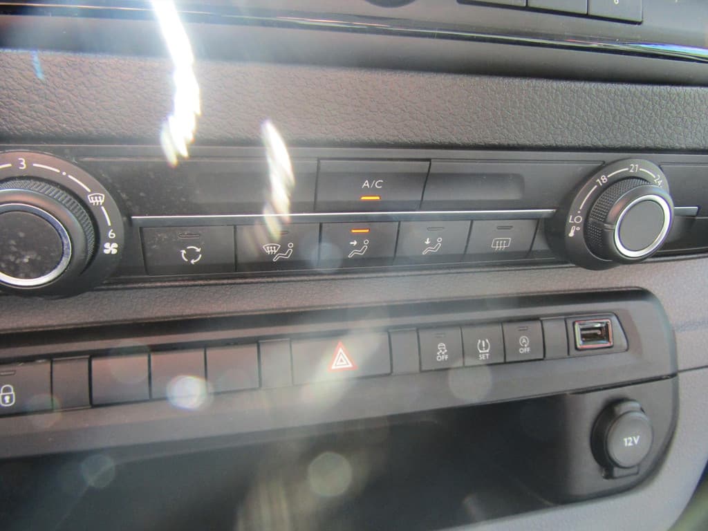 Opel Vivaro 9 PERS.BUS L2 AIRCO, CRUISE C. BLUET. 16 X thumbnail 15