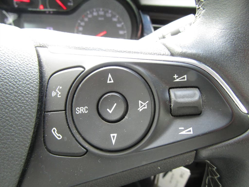 Opel Crossland X 1.2 TURBO 110 PK ON-LINE EDITION thumbnail 17