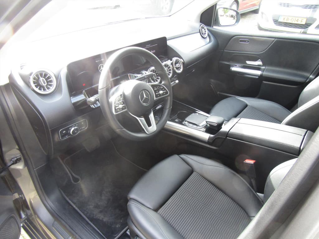 Mercedes-Benz B-Klasse B250 224PK 7G-DCT NAVI CAMERA BLUETOOTH thumbnail 16