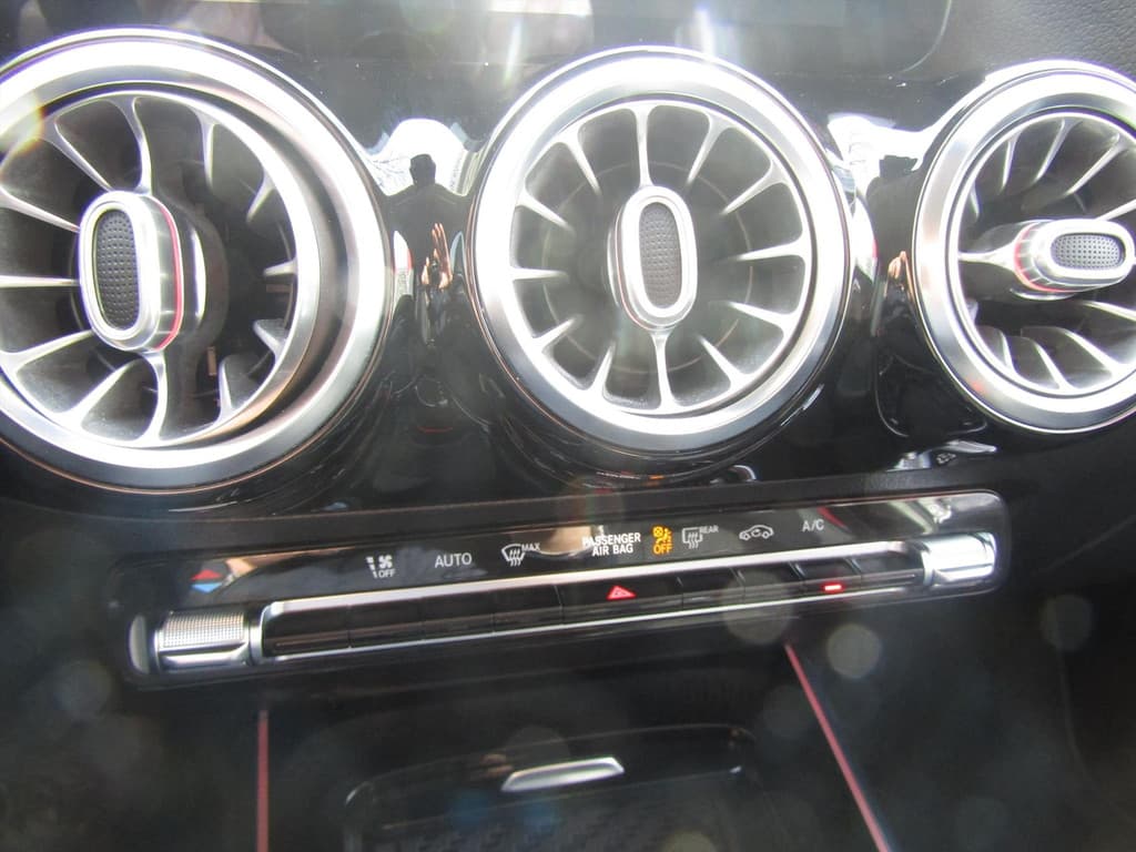 Mercedes-Benz B-Klasse B250 224PK 7G-DCT NAVI CAMERA BLUETOOTH thumbnail 19