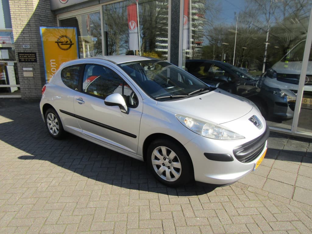Peugeot 207 1.4 VTI AIRCO L.M. VELGEN