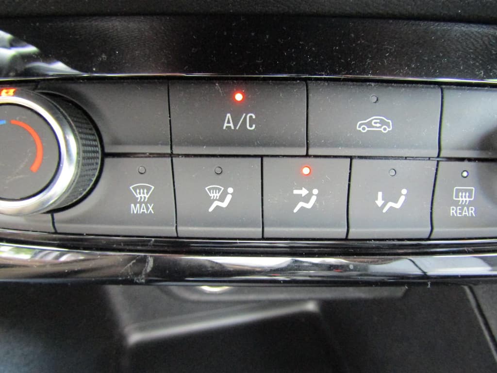 Opel Corsa 1.2 TURBO AUTOMAAT BLUET. APPLE L.M. thumbnail 16