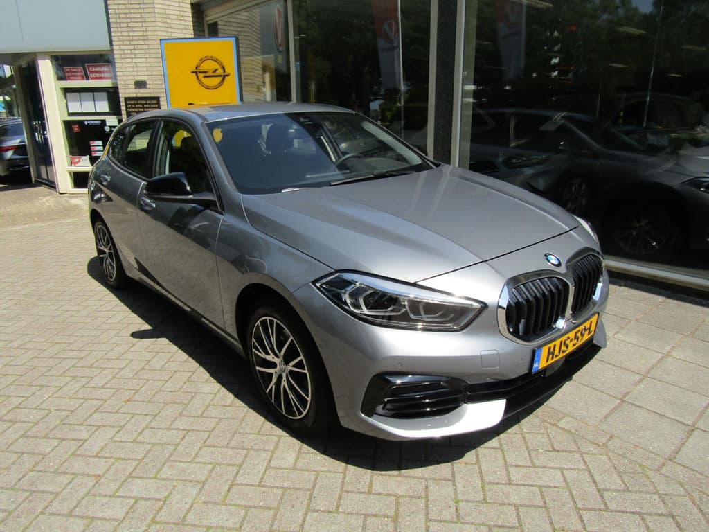 BMW 1-Serie (f40) 118i AUTOMAAT NAVIGATIE CAMERA BLUET.