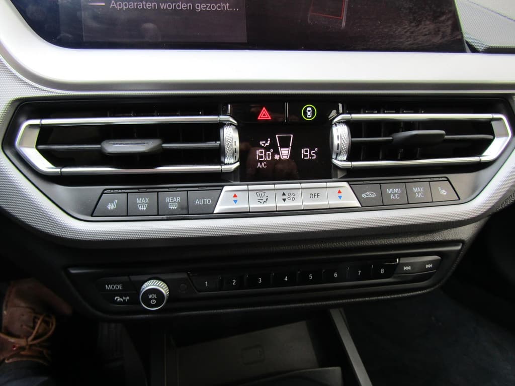 BMW 1-Serie (f40) 118i AUTOMAAT NAVIGATIE CAMERA BLUET. thumbnail 11