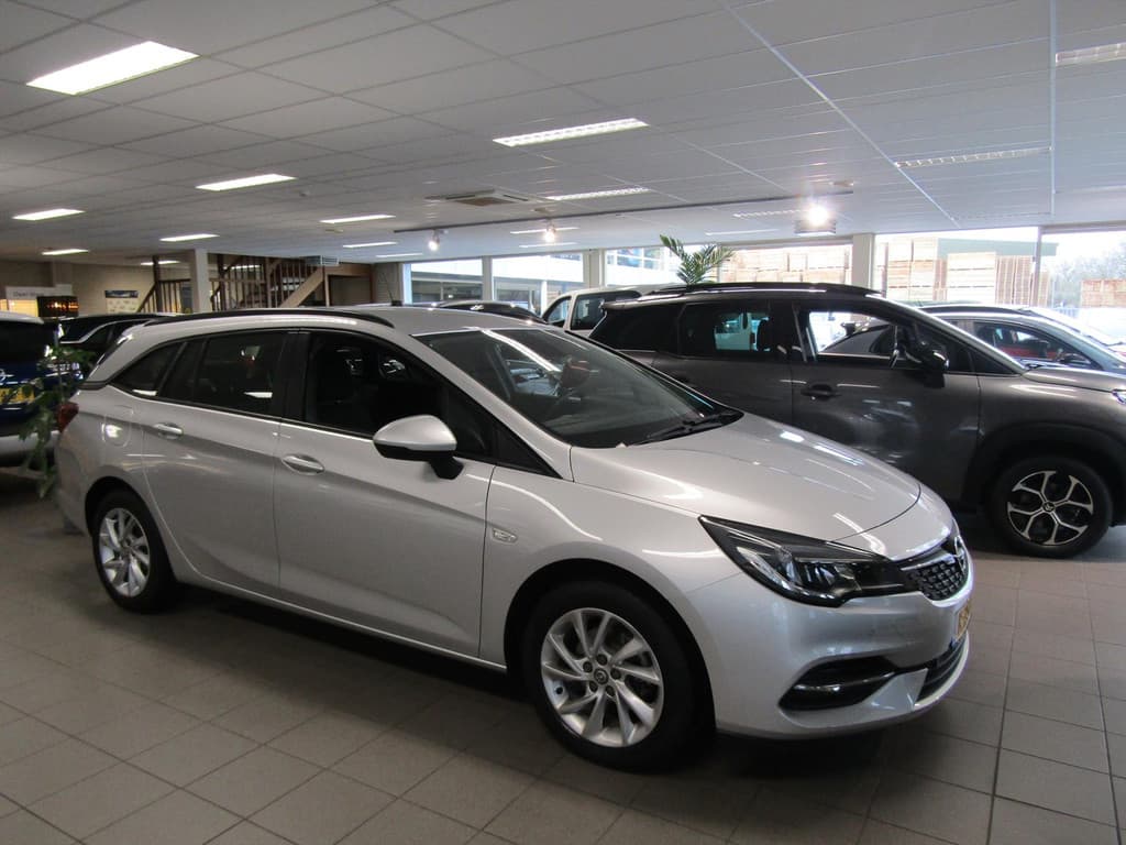 Opel Astra Sports Tourer 1.2 Turbo 110pk ECC, NAVI, BLUET, L.M. VELG.
