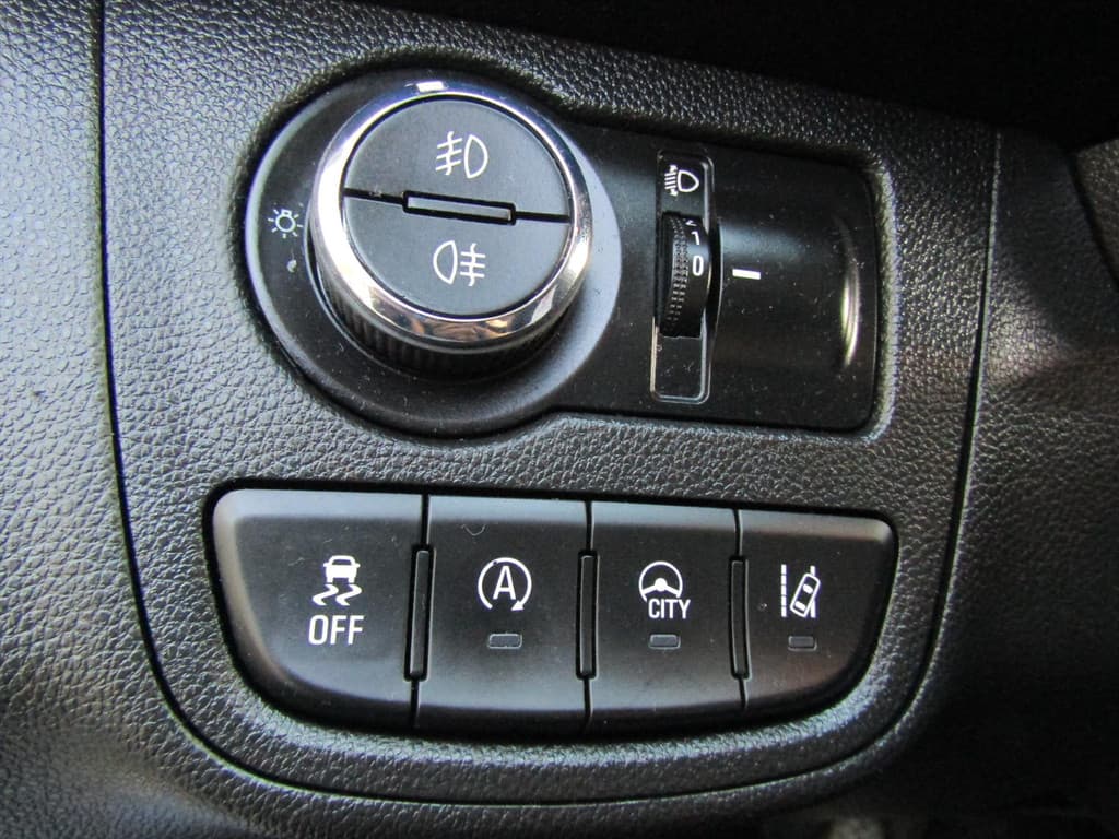 Opel KARL 1.0 ecoFLEX 75pk Edition thumbnail 15