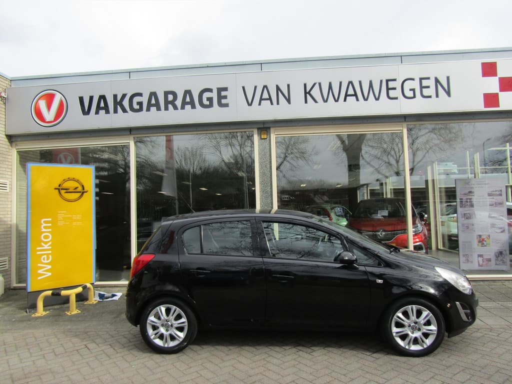 Opel Corsa 1.4 Twinport 100pk 5d Edition
