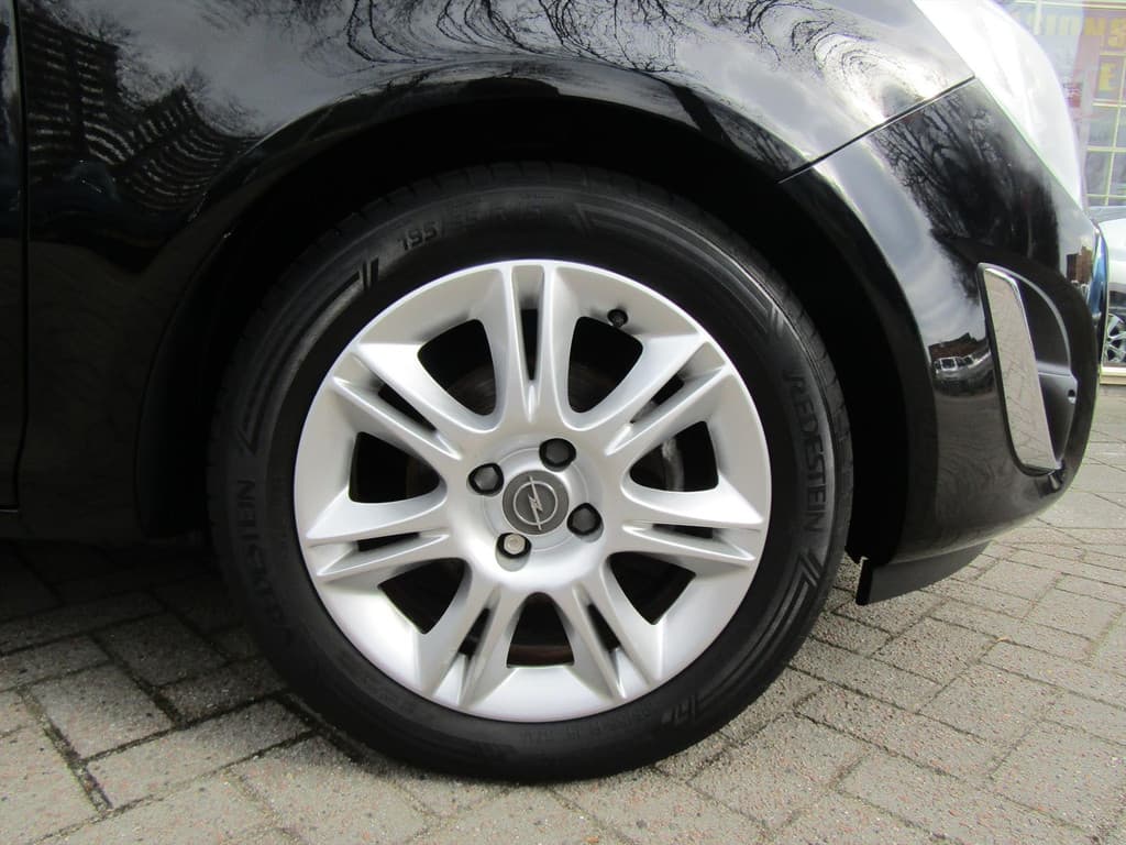 Opel Corsa 1.4 Twinport 100pk 5d Edition thumbnail 9