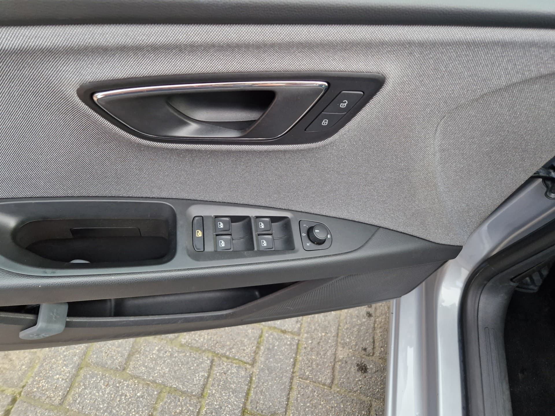 Seat Leon 1.5 TGI Style, Navigatie,Apple Car Play,L.M.Velgen,Parkeersensoren thumbnail 17