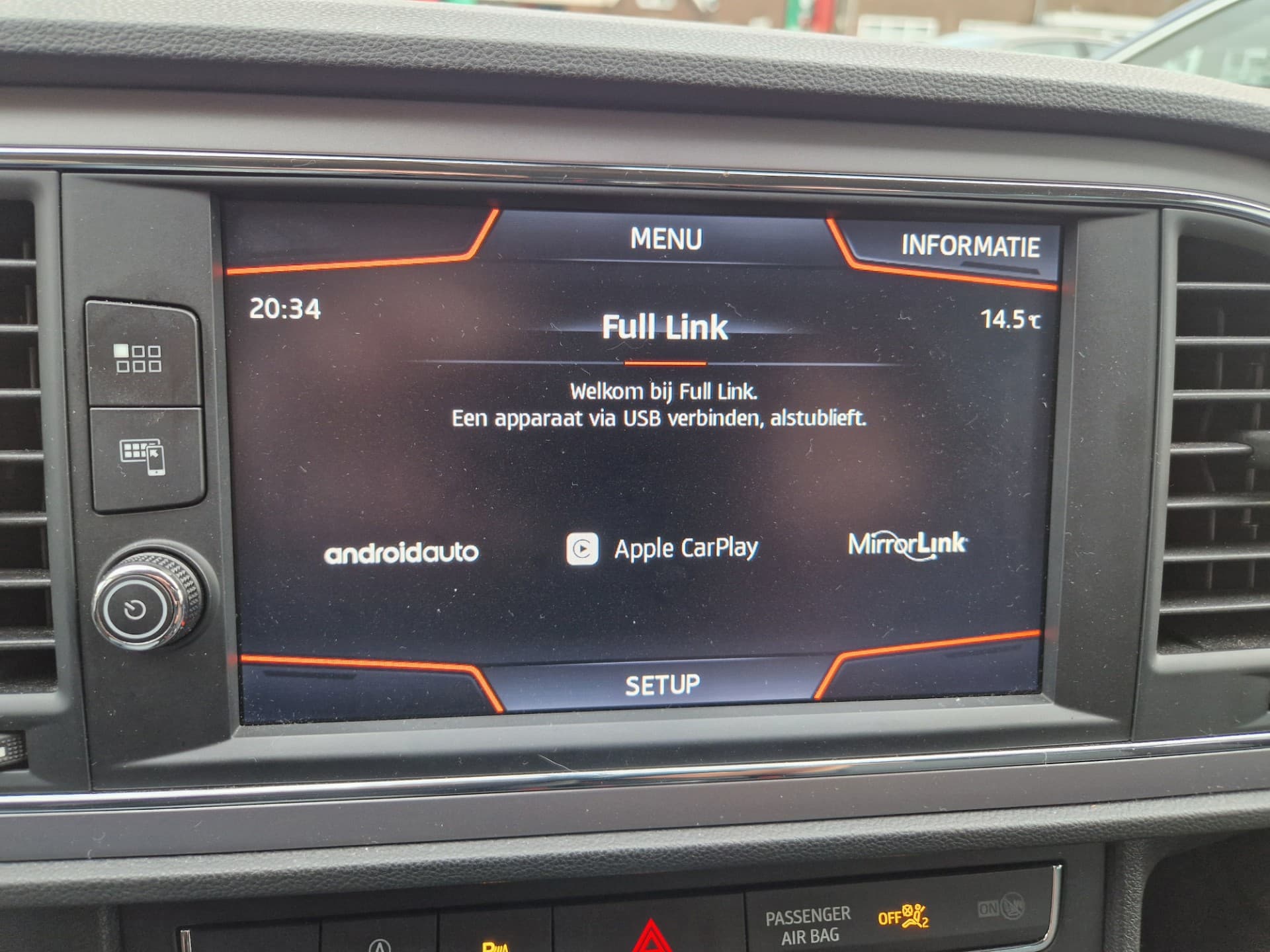 Seat Leon 1.5 TGI Style, Navigatie,Apple Car Play,L.M.Velgen,Parkeersensoren thumbnail 8