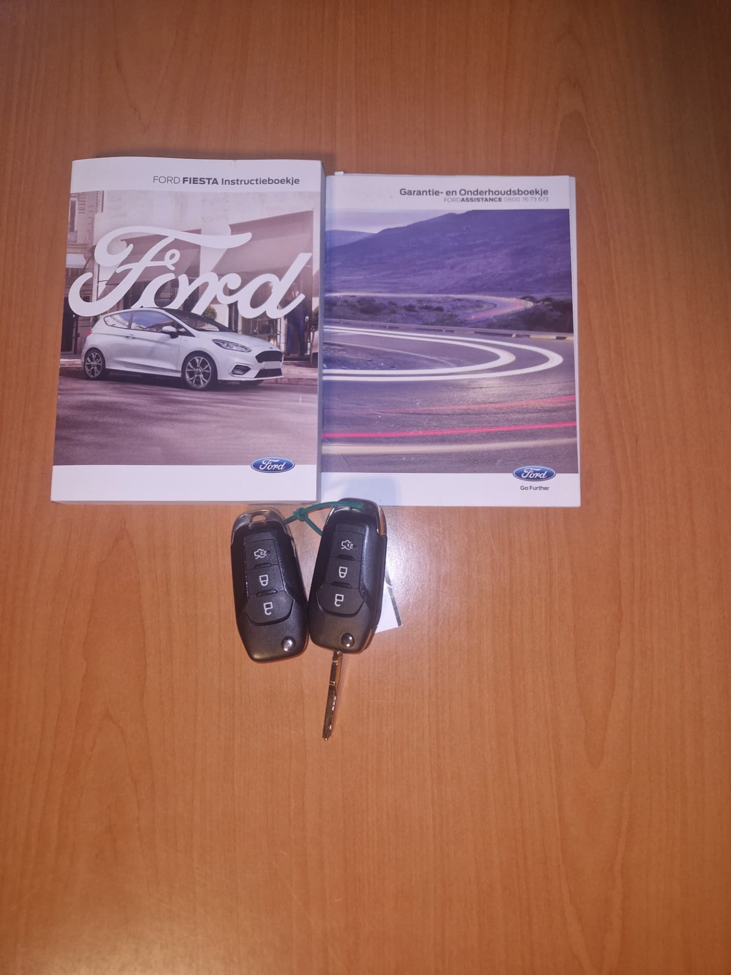 Ford Fiesta 1.0 EcoBoost Titanium,Navigatie,Stuurverwarming,Stuurverwarming,Apple Car Play,Android thumbnail 24