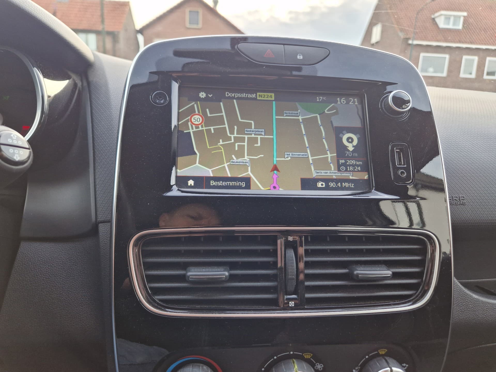 Renault Clio 1.2 TCe Zen automaat,Navigatie,Airco,Cruise control,L.M. Velgen thumbnail 11