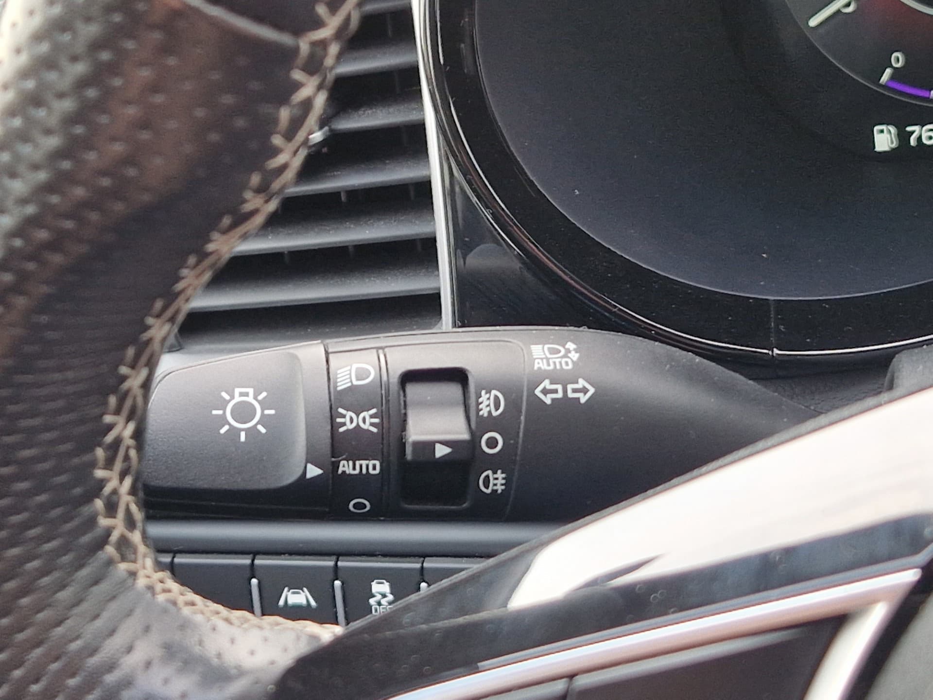 Kia Ceed 1.0 T-GDi GT-Line, Panoramadak,Stoel/stuurverwarming,Apple carplay/ Android auto, Dodehoeksensor thumbnail 19