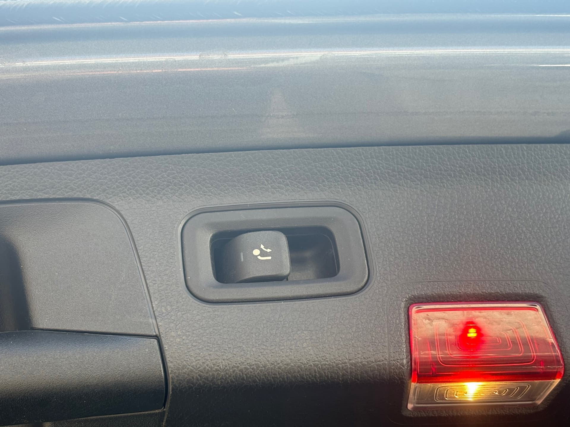 Mercedes-Benz A-klasse 180 Business Solution AMG,Camera, Elek. trekhaak,Stoelverwarming,Apple carplay/ Android auto,Navigatie thumbnail 18