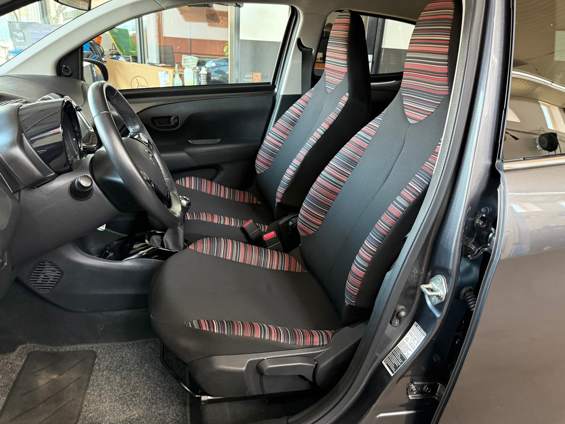 Citroen C1 1.0 VTi Feel, Navigatie,Apple Carplay/Android,Airco,Achteruitrij camera thumbnail 14