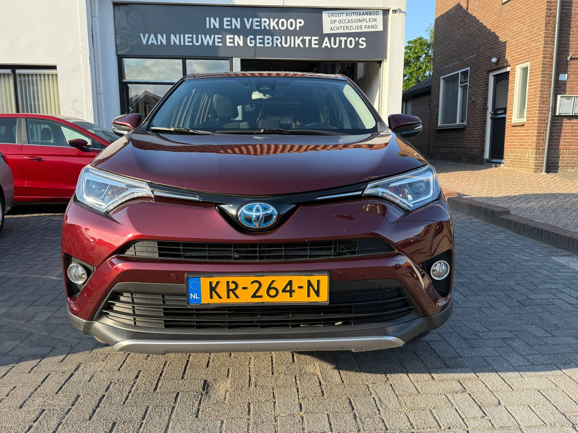 Toyota RAV4 2.5 Hybrid Dynamic, Navigatie,Achteruitrij camera,Parkeersensoren,Climate control thumbnail 2
