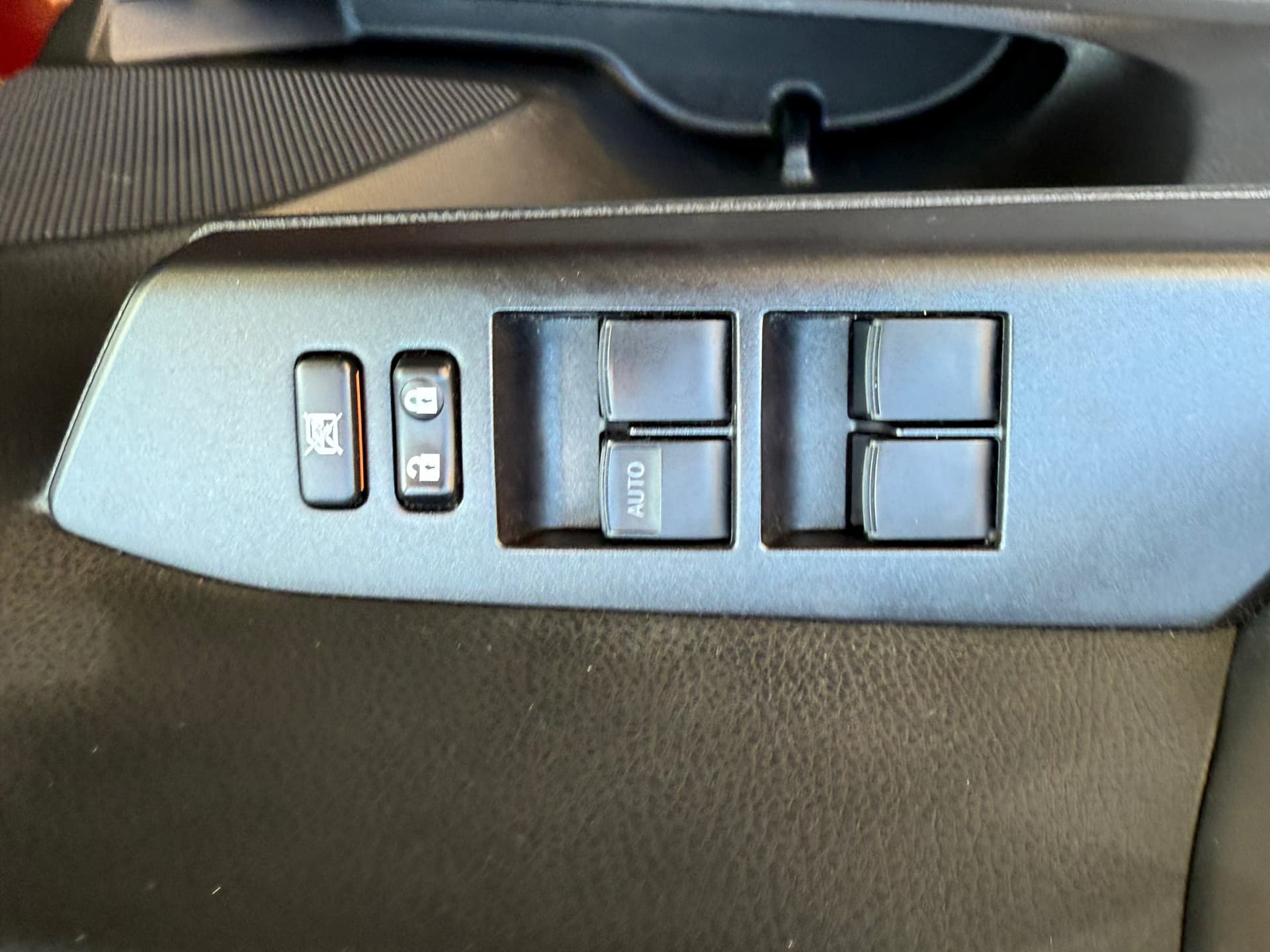 Toyota RAV4 2.5 Hybrid Dynamic, Navigatie,Achteruitrij camera,Parkeersensoren,Climate control thumbnail 12