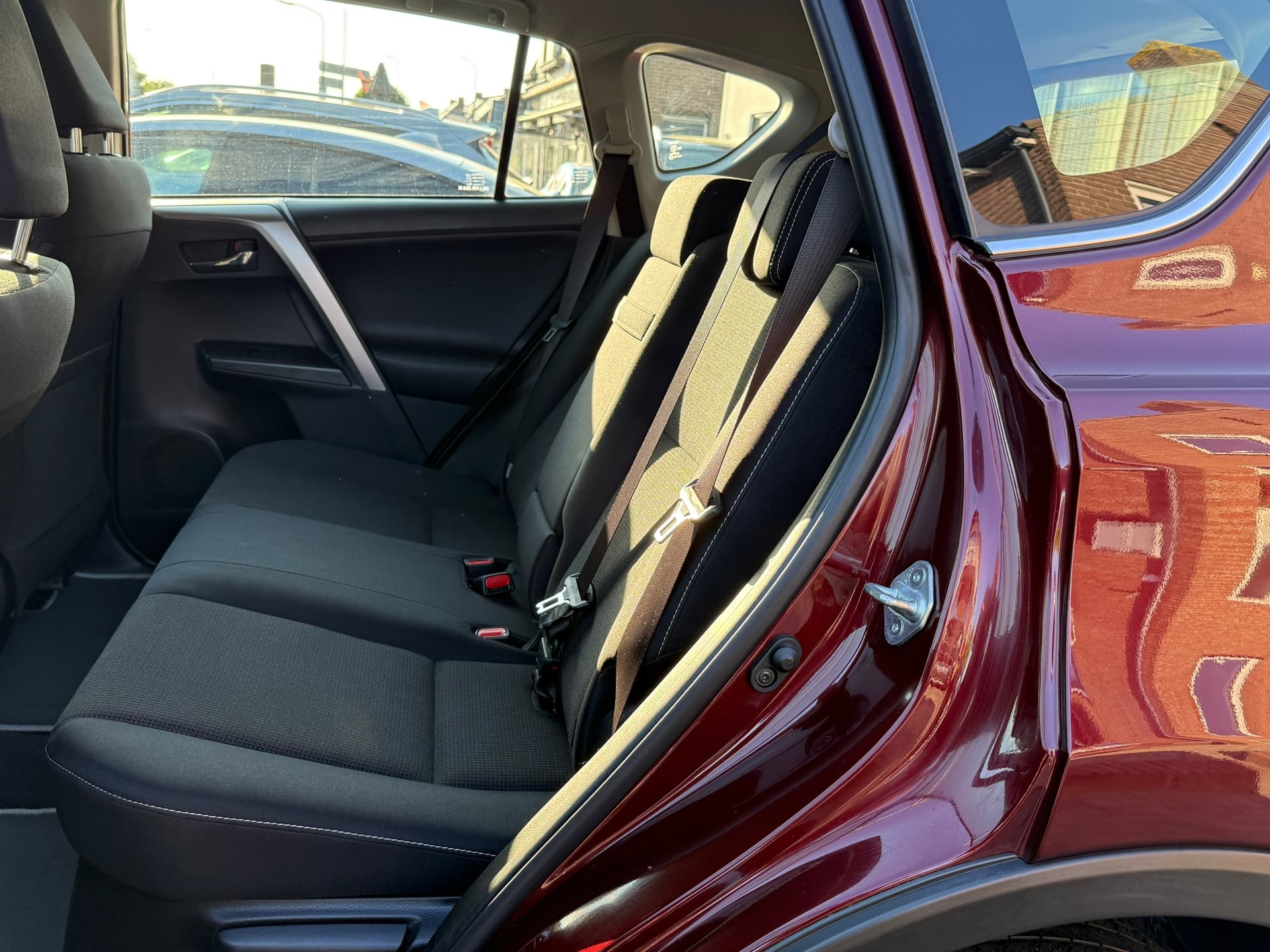 Toyota RAV4 2.5 Hybrid Dynamic, Navigatie,Achteruitrij camera,Parkeersensoren,Climate control thumbnail 19