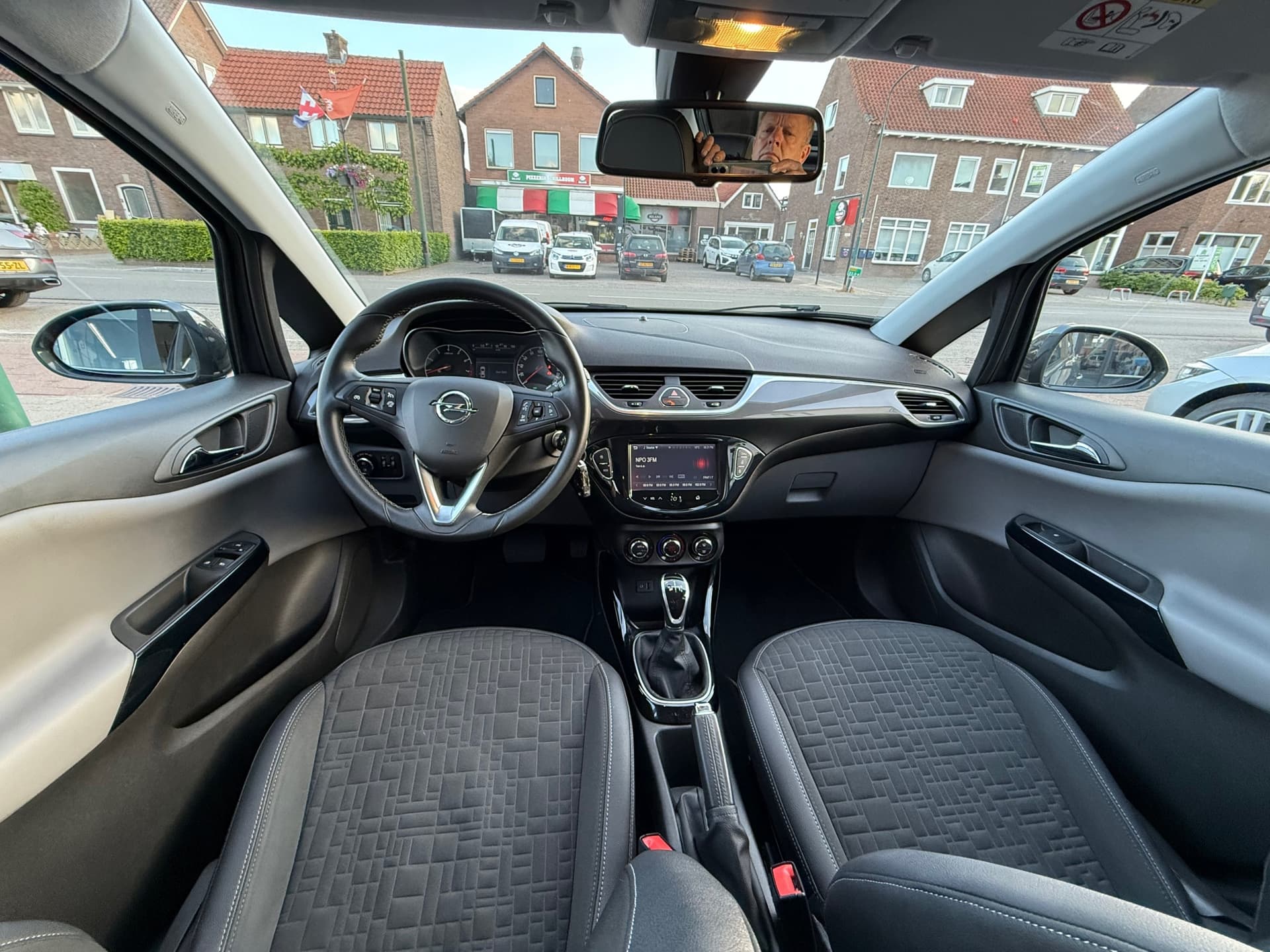 Opel Corsa 1.4 Cosmo automaat, Climate control,Achteruitrij camera,Parkeersensoren, thumbnail 19