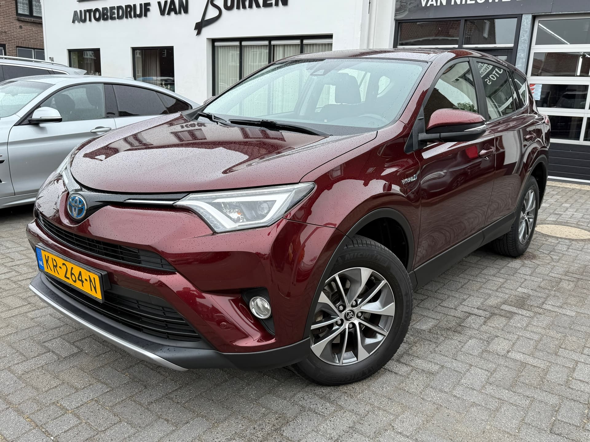 Toyota RAV4 2.5 Hybrid Dynamic, Navigatie,Achteruitrij camera,Parkeersensoren,Climate control