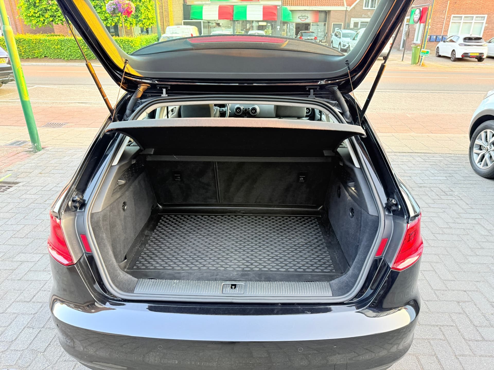 Audi A3 Sportback 1.2 TFSI Attraction Pro Line plus automaat,Navigatie,Climate control,L.M.Velgen thumbnail 19