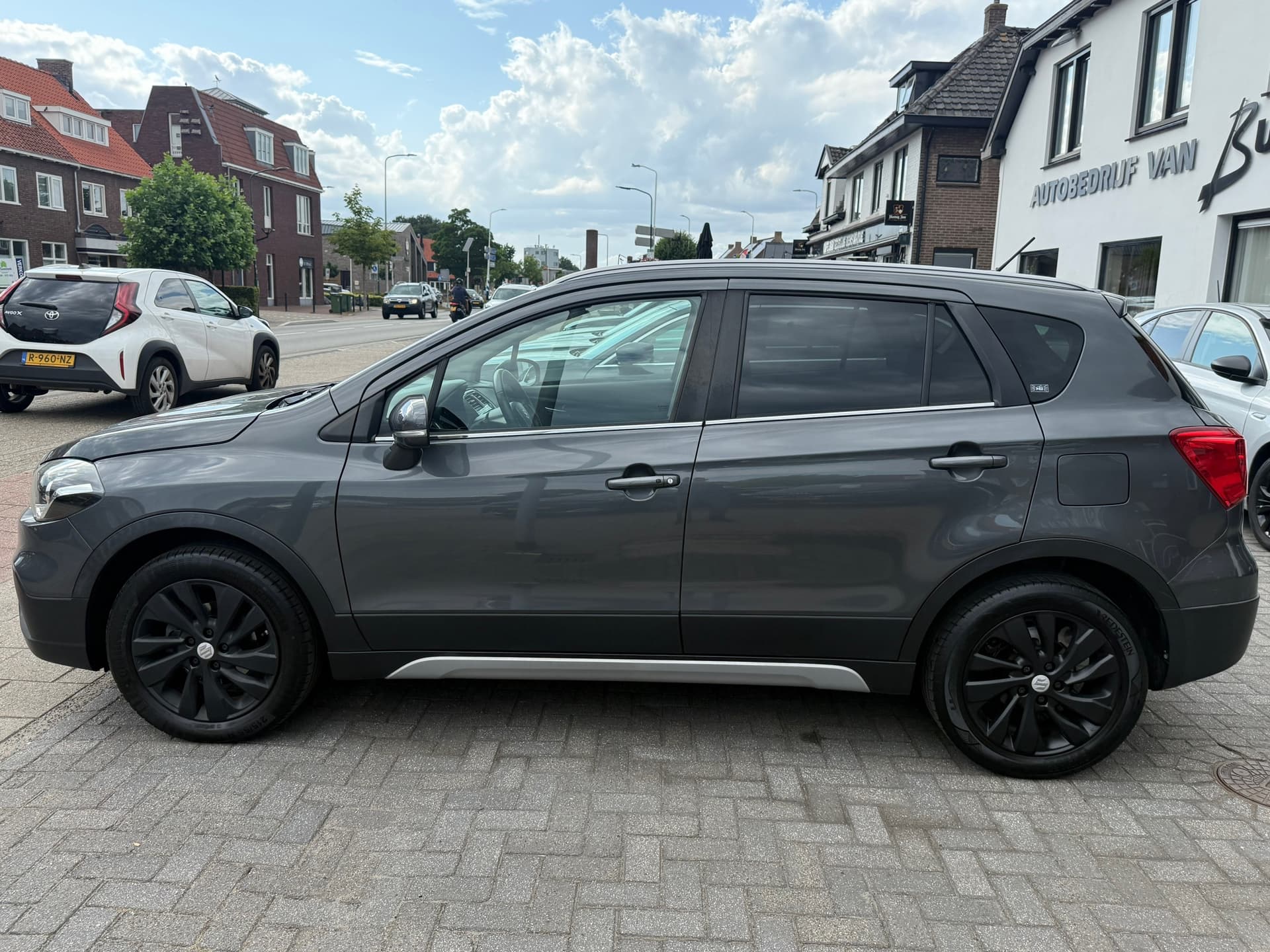 Suzuki S-Cross 1.0 Boosterjet Exclusive, Stoelverwarming,Navigatie,Trekhaak,Achteruitrij camera thumbnail 4